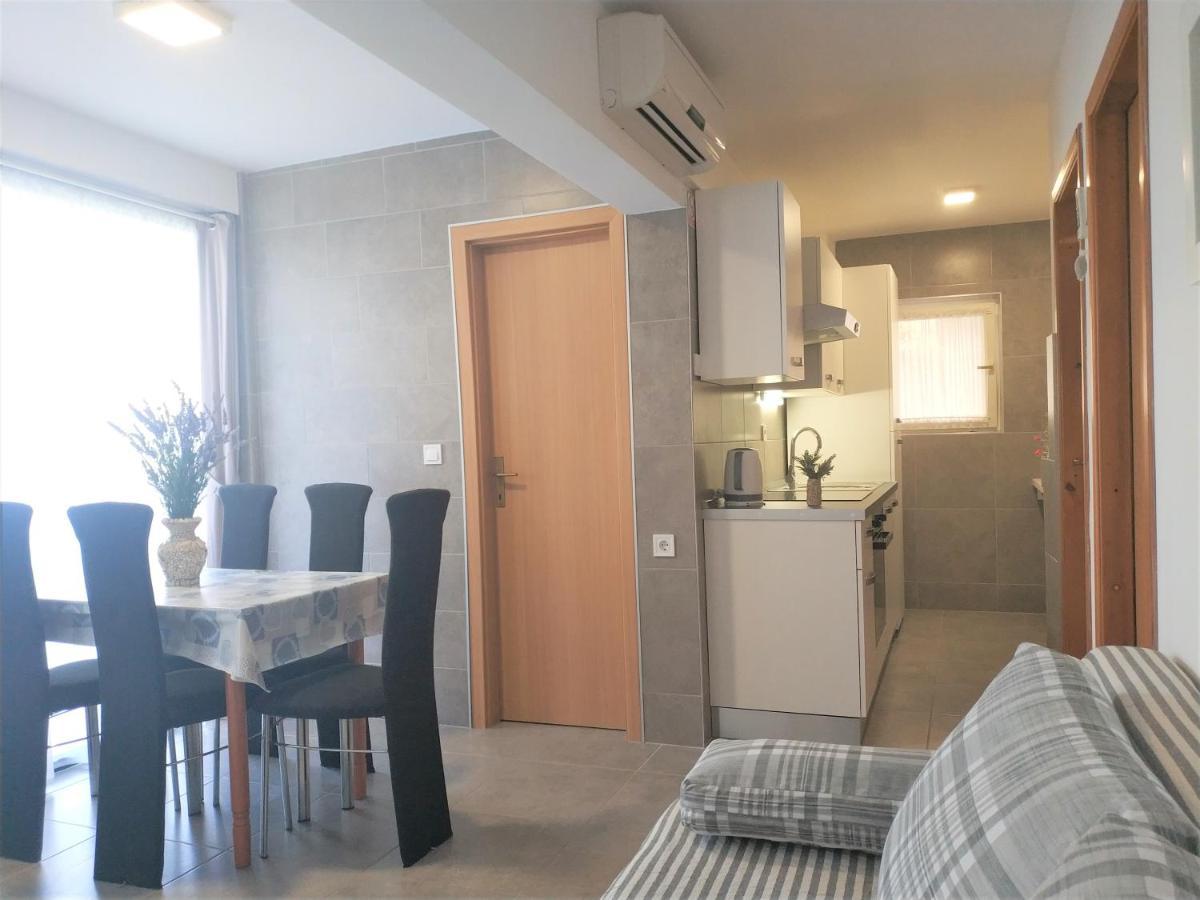 Apartments Rak Vis Exterior photo