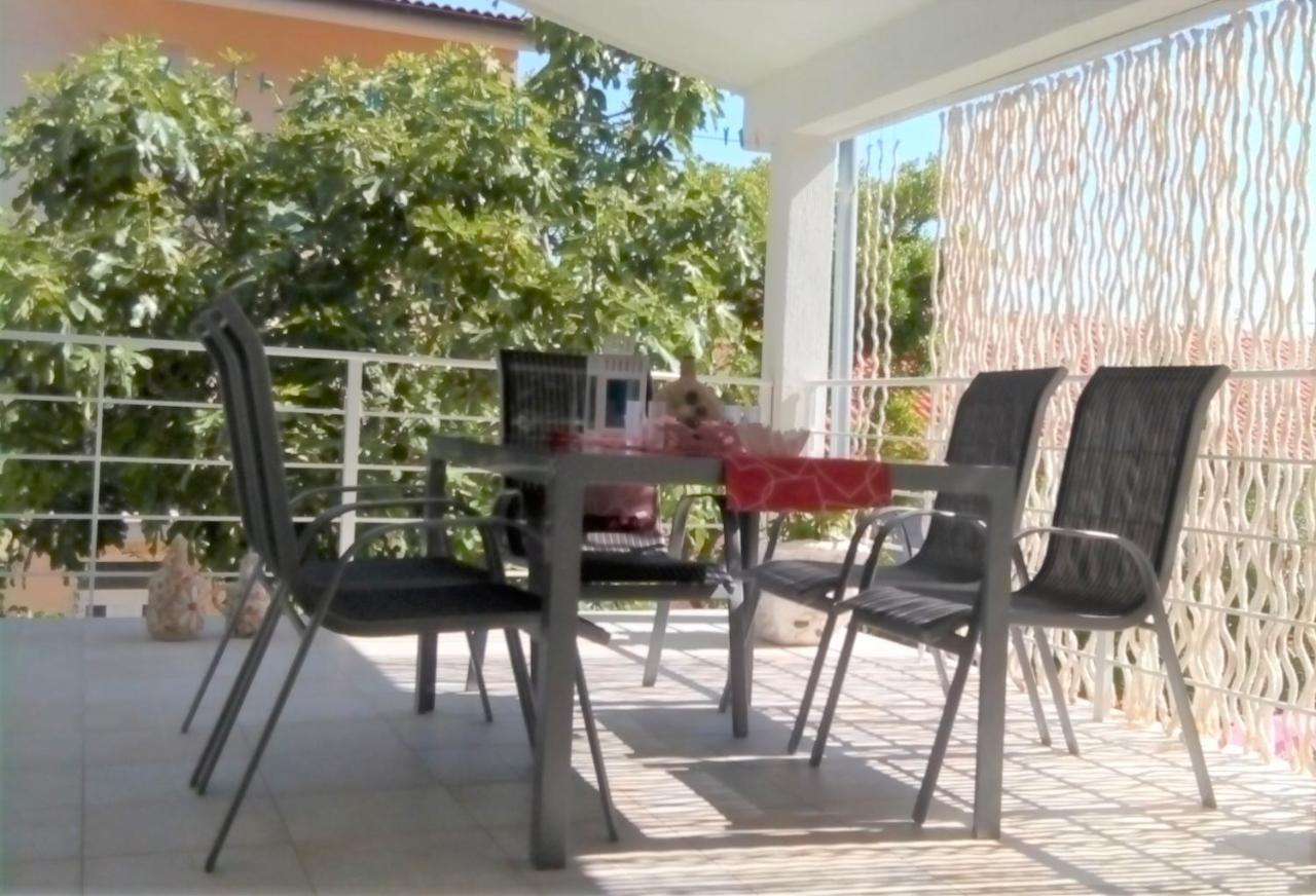 Apartments Rak Vis Exterior photo